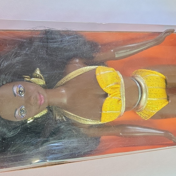 1991 Mattel Beach Dazzle Shani Nichelle New In Box Old Stock Black Barbie Friend